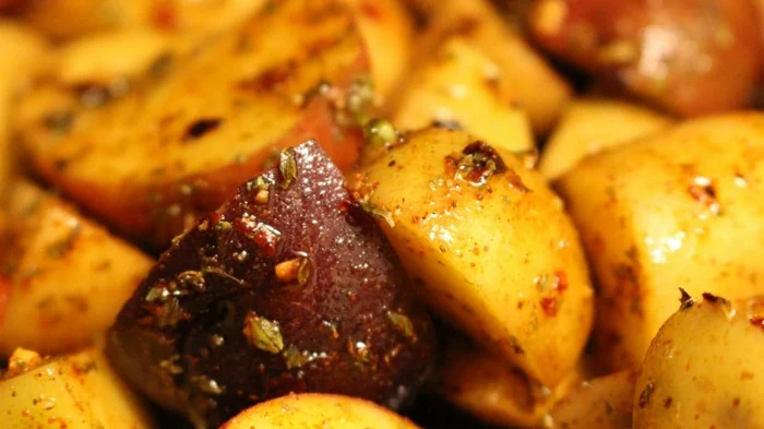 Las patatas al horno quedan crujientes: sólo hay que añadir un ingrediente